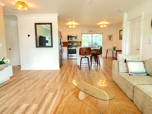 3546 Betty Ann Court E, Palm Beach Gardens, FL 33403
