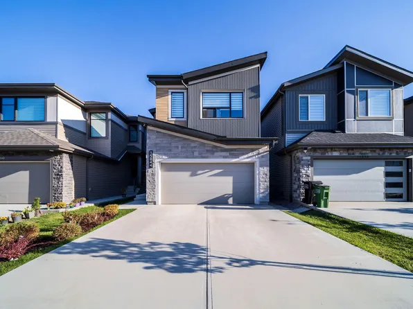 15844 25th Ave SW, Edmonton, AB T6W 5K4