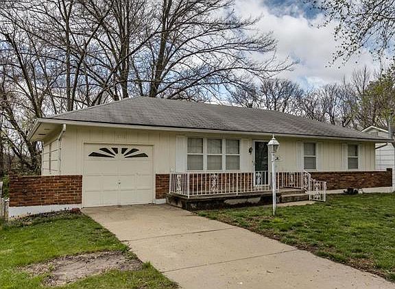 3rd image of 5116 Overton Ave