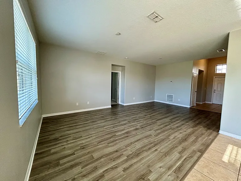 2742 Carrickton Cir — Photo 7