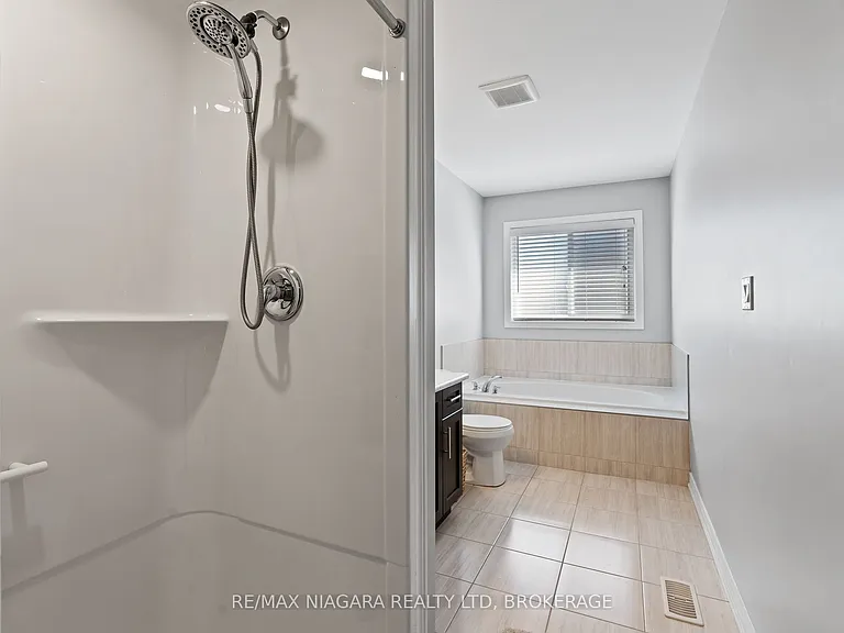 7 Riley Ave — Photo 19