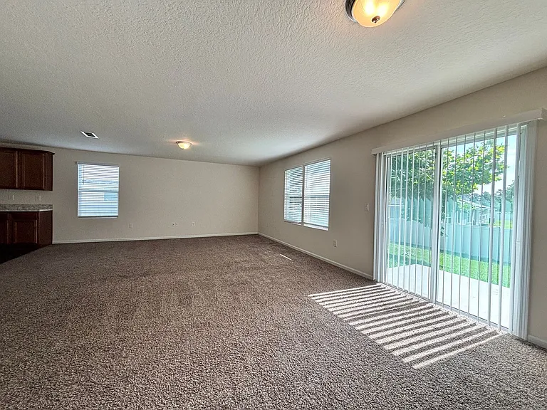 1763 Eagle View Way — Photo 21