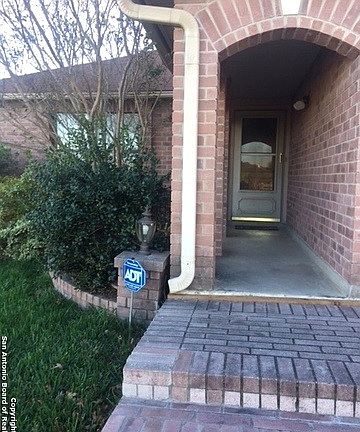 4th image of 5003 Pine Lake Dr
