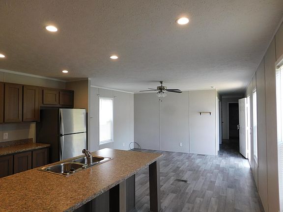 3rd image of 111 Pepper Ln