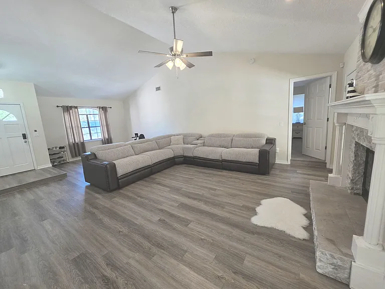 8234 Spencers Trace Dr — Photo 14