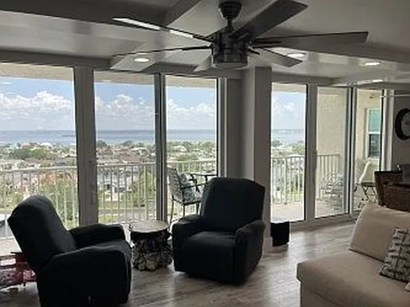 736 Island Way APT 1001, Clearwater, FL 33767