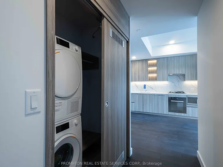 18 Esther Shiner Blvd #311 — Photo 9