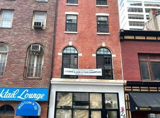 24 S 18th St #302, Philadelphia, PA 19103