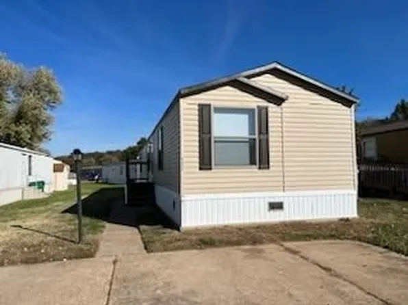 6835 Heatherwood Dr, House Springs, MO 63051