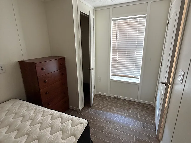 843 Baker Ave #2 — Photo 11
