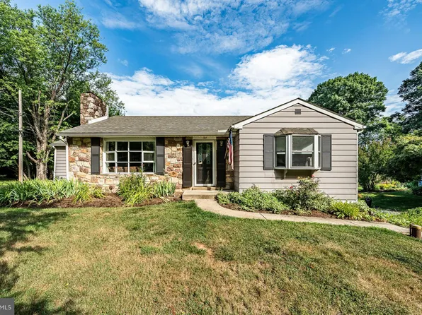 137 Farvu Dr, Phoenixville, PA 19460