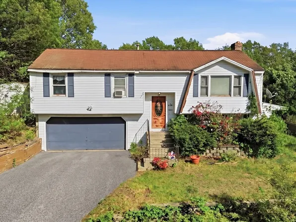 3 Birchmont St, Tyngsboro, MA 01879
