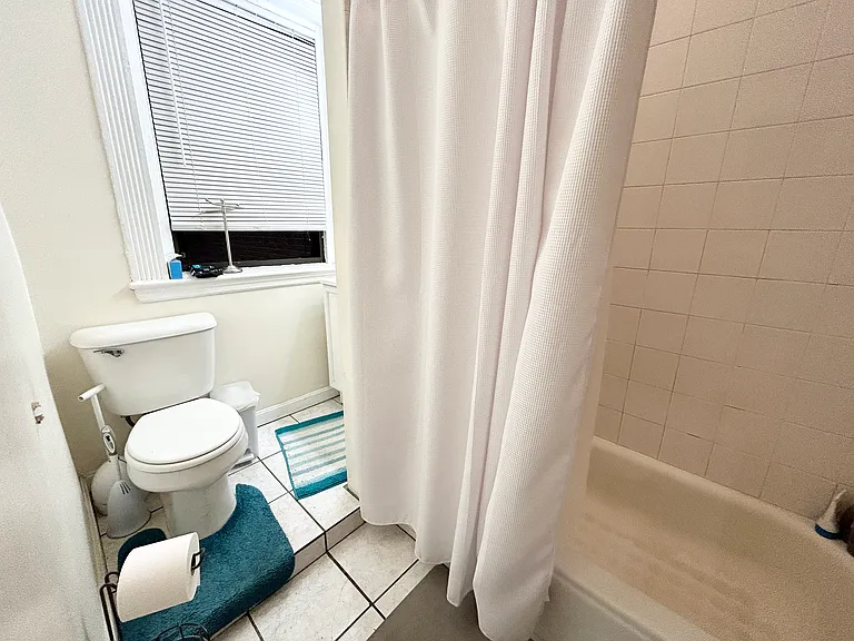 38-40 Hemenway St #3 — Photo 10