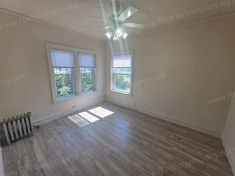 48-54 Ruth Street — Photo 6