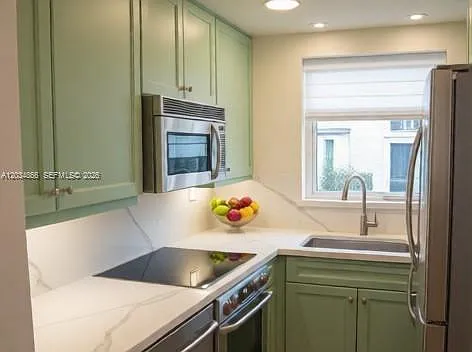8 Briny Ave #0 — Photo 2