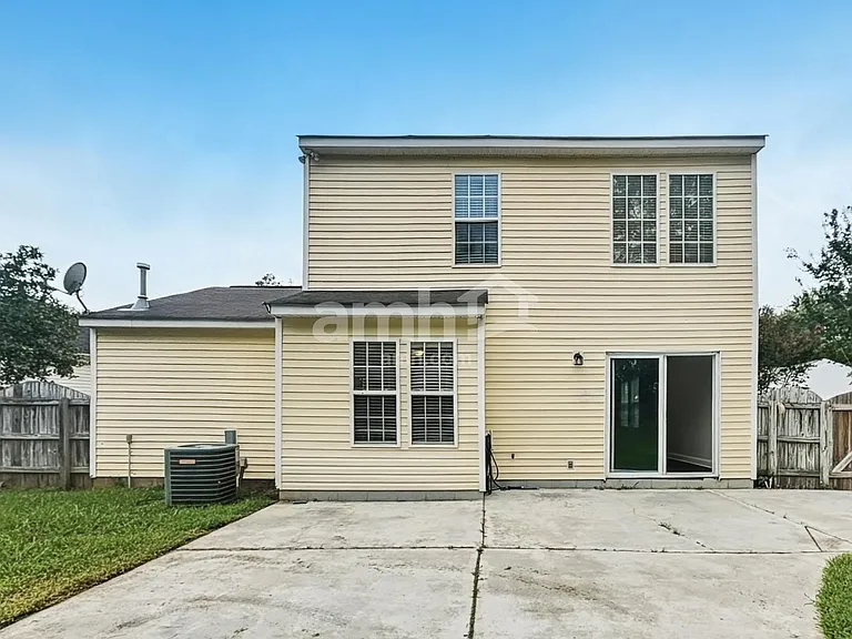 5899 Culloden Ct — Photo 16