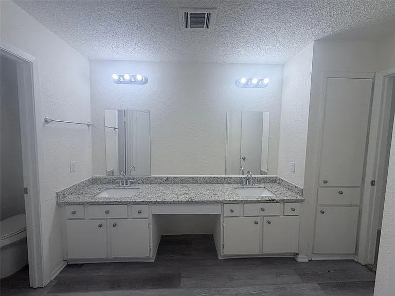 8119 Knightwood Forest Dr — Photo 19