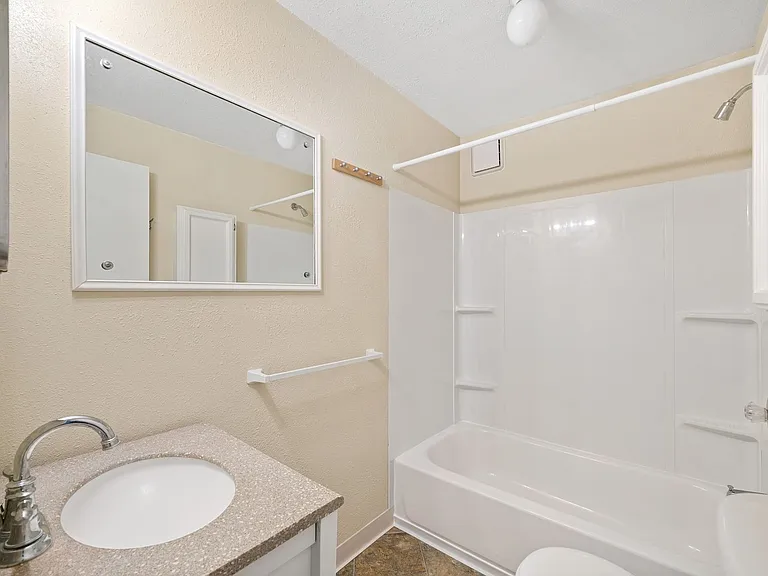 Cornerstone Apartments in Ballard — Photo 19