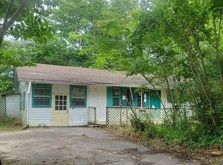 428 Maon Rd, Farnham, VA 22460