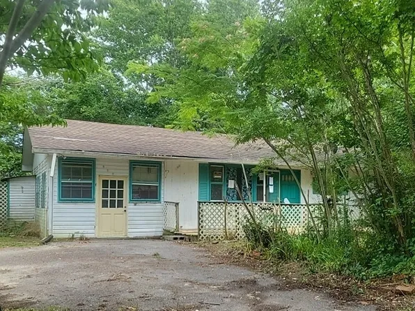 428 Maon Rd, Farnham, VA 22460