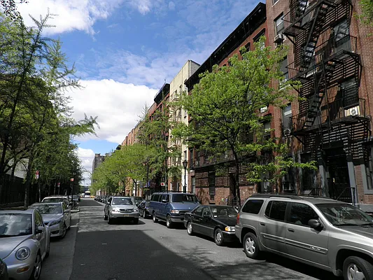 Rented by John O'Kelly Real Estate | media 18