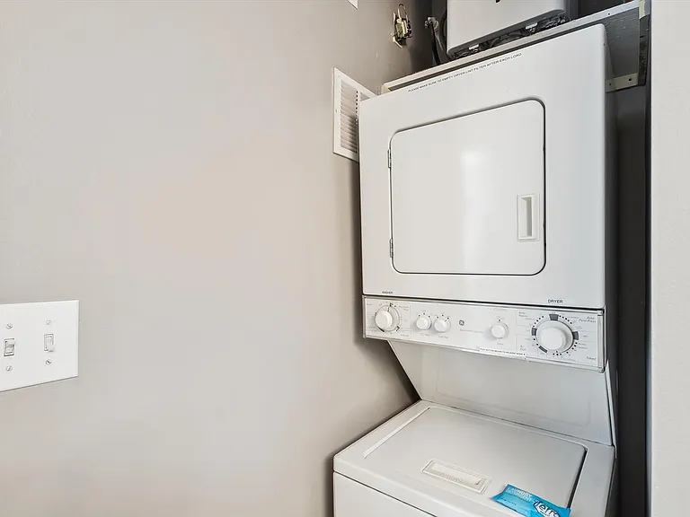 Washer/Dryer