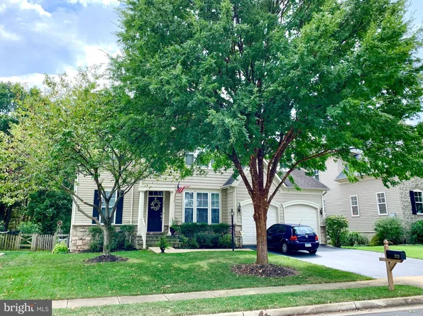 9054 Roaring Spring Loop, Bristow, VA 20136