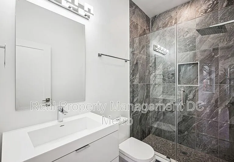1112 6th St NW #NW — Photo 14