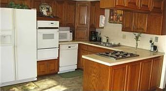 4th image of 3934 N 123rd Ter