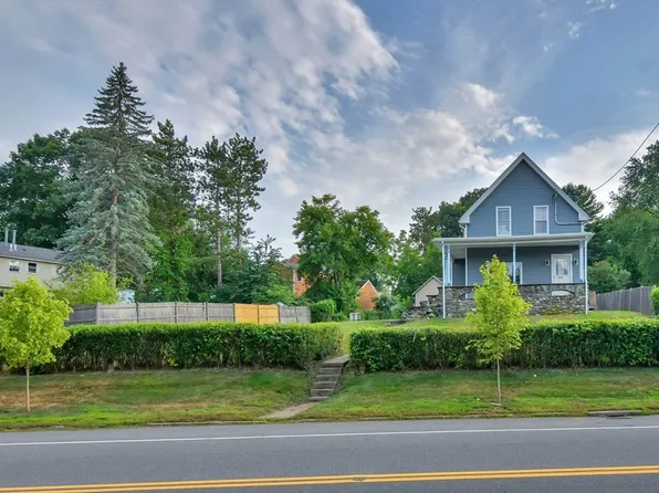 366 Hilldale Ave, Haverhill, MA 01832