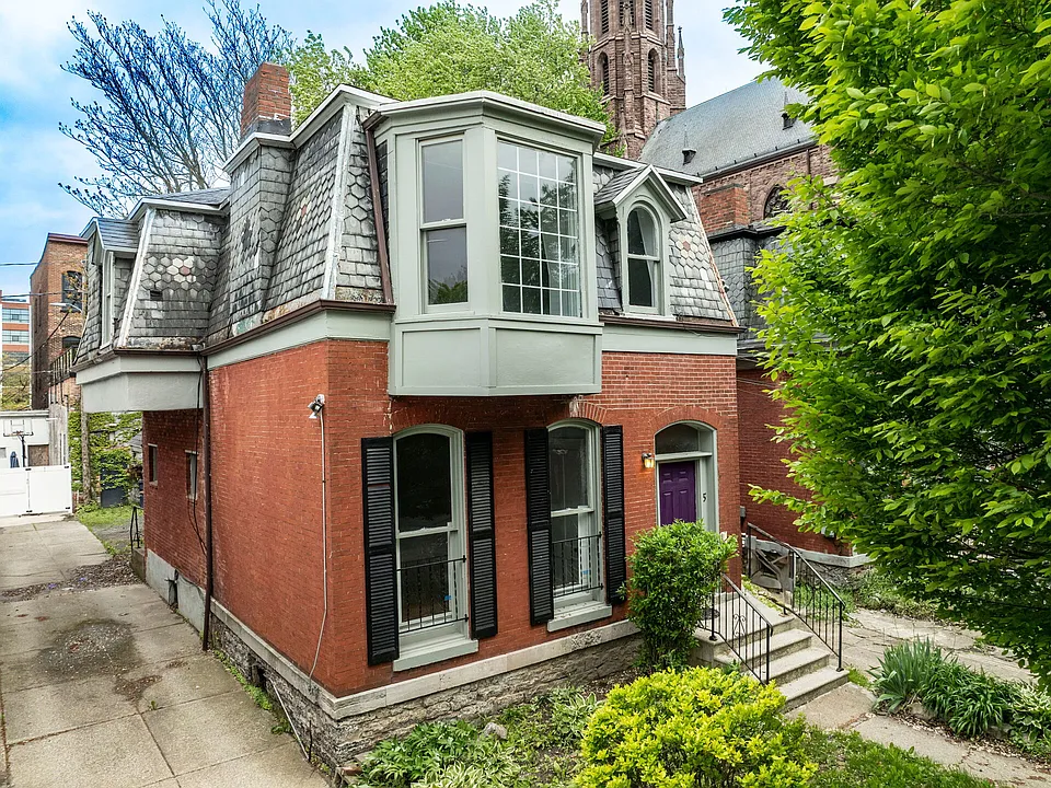 5 Saint Louis Pl