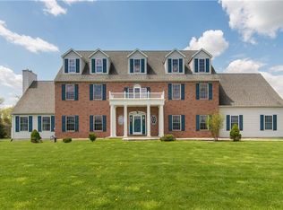 41 Alexander Dr, Tuxedo Park, NY 10987