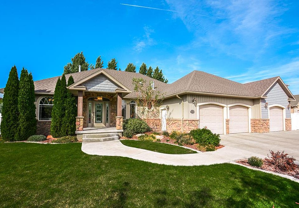 1st image of 126 Tollgate Pl