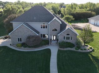 715 Beach Ave NE, Huron, SD 57350