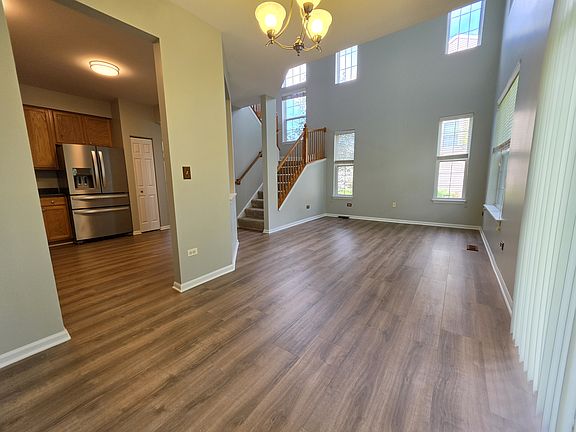 5th image of 2904 Rutland Cir