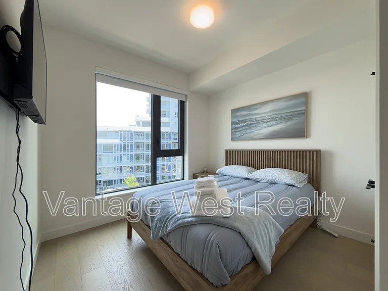 3800 Capozzi Rd #806 — Photo 12