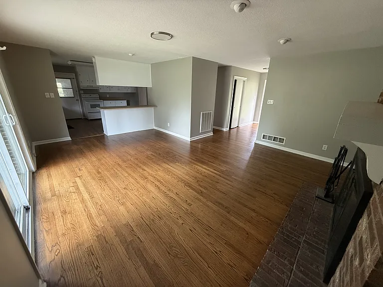 120 Woodbine Ter — Photo 18