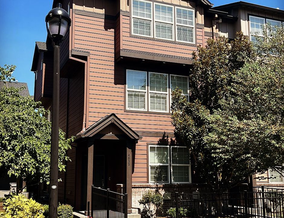 1st image of 4835 SE Teakwood St
