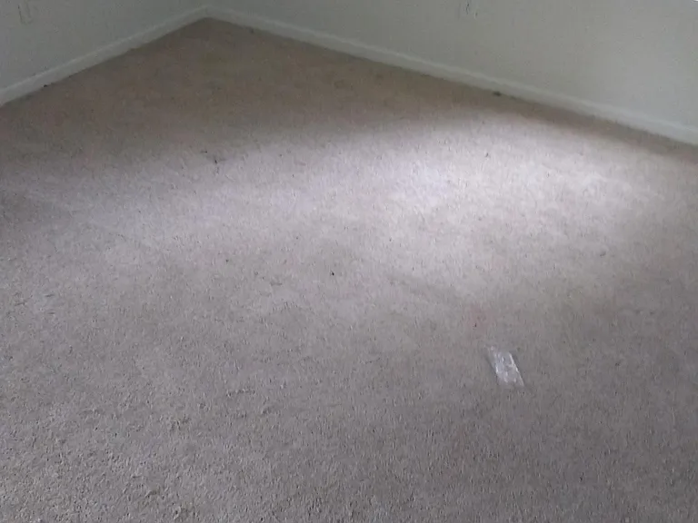 1049 Winston Rd — Photo 7