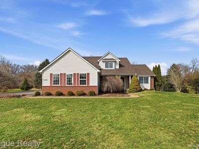 2234 Ridgewood Dr, Howell, MI, 48843