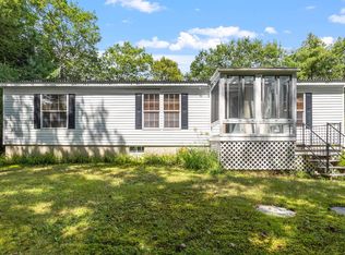 1052 Corn Hill Rd, Webster, NH 03303
