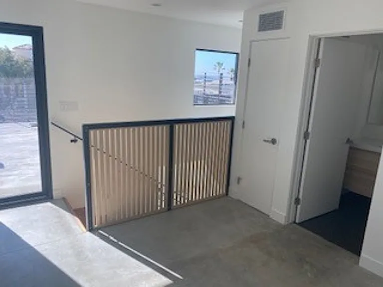 2535 Brant St — Photo 13