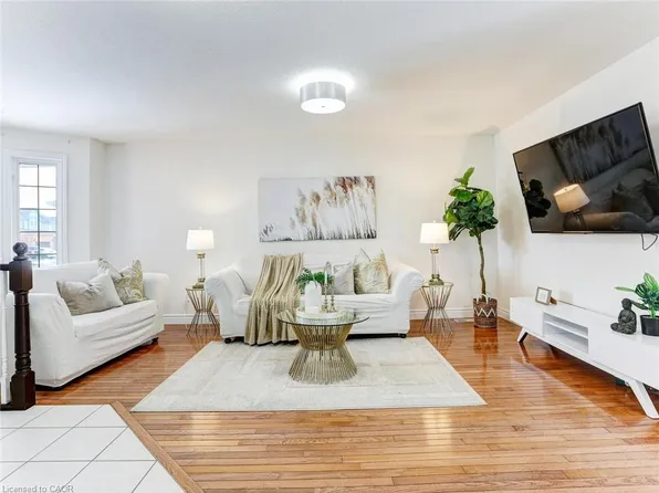 154 Deerpath Dr, Guelph, ON N1K 1W9