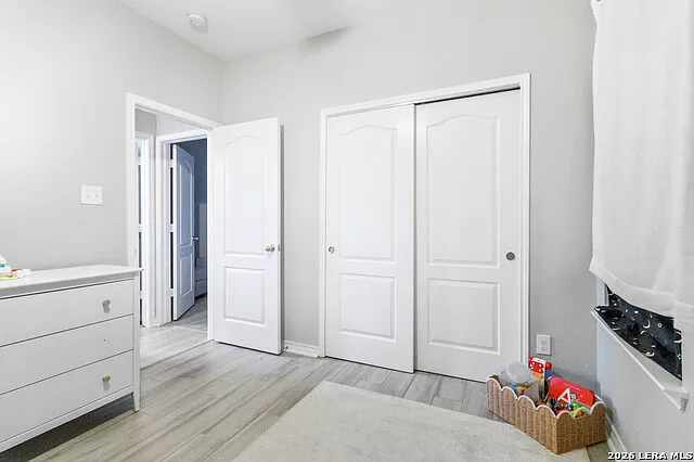 21518 Andrews Gdn — Photo 17