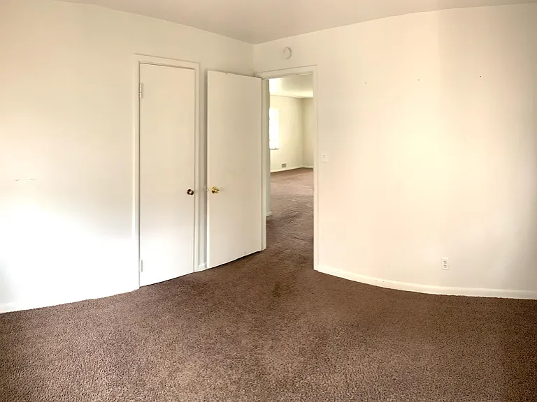 212 N Ford St — Photo 5