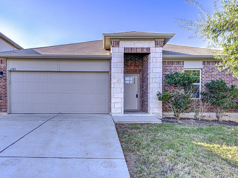 6705 Loretta White Ln — Photo 1