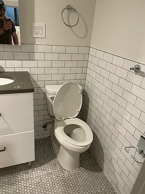 Rented by NorthStar REG LLC | media 16