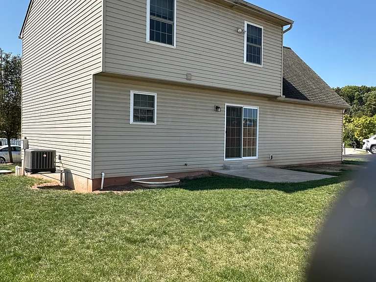 110 Nolan Dr — Photo 35