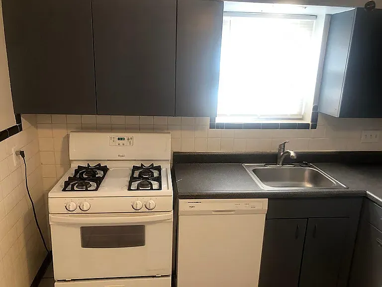 7224 Amherst Ave #7226 — Photo 12