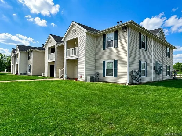 CLEAR CREEK APARTMENTS